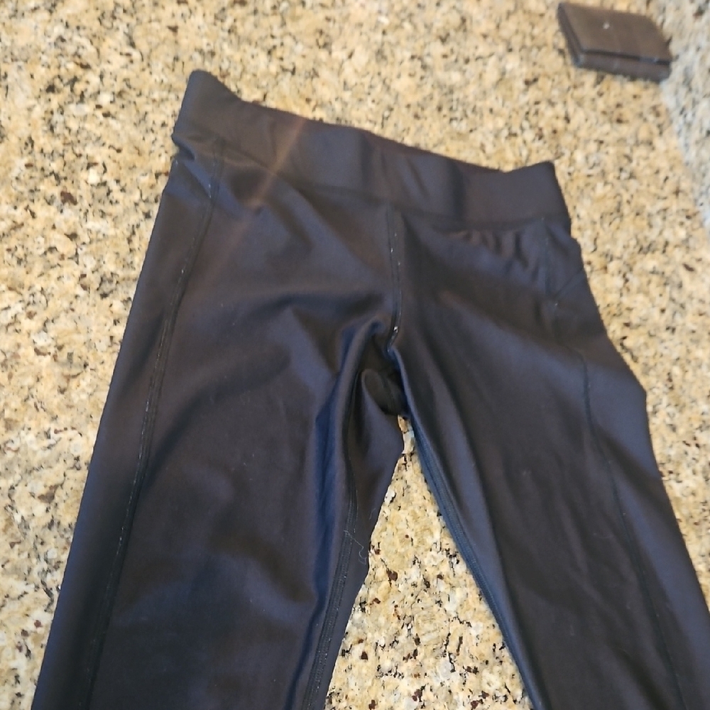 Under Armour, Girls Black Leggings